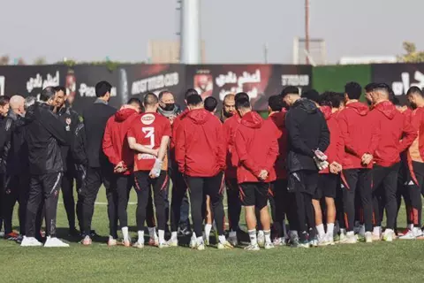 الخطيب يحضر مران الأهلي الختامي قبل مواجهة صنداونز في دوري أبطال إفريقيا